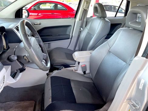 Used 2007 Dodge Caliber R/T w/ Leather Interior Group FWD image 9