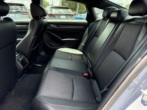 Used 2022 Honda Accord Sport image 13