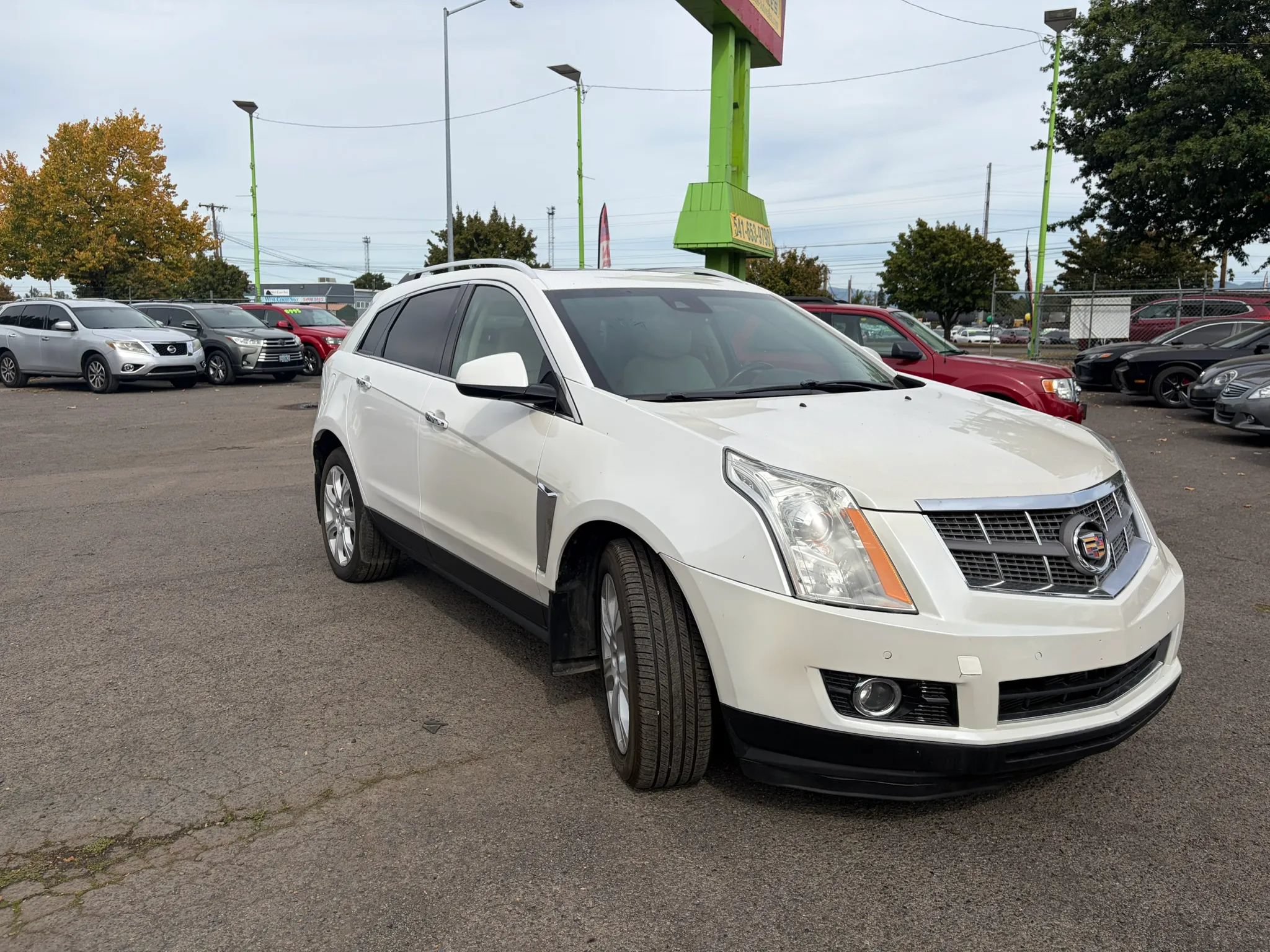 Used 2015 Cadillac SRX Premium AWD/4WD image 1
