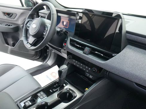 Used 2026 Subaru Outback Premium image 28