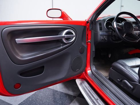 Used 2005 Chevrolet SSR image 32