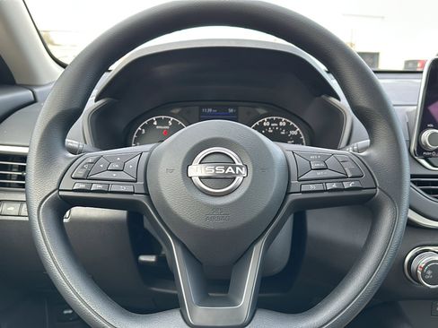 New 2025 Nissan Altima 2.5 S image 19