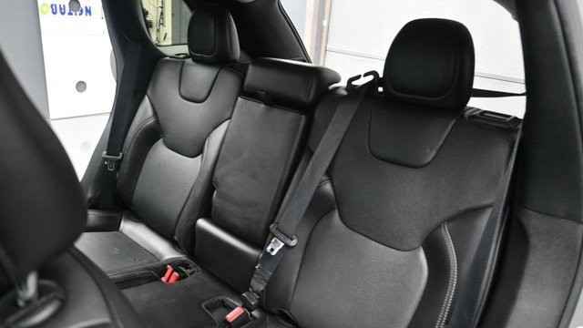 Used 2020 Jeep Cherokee Limited FWD image 25
