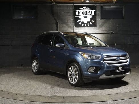 Used 2018 Ford Escape Titanium AWD/4WD image 8