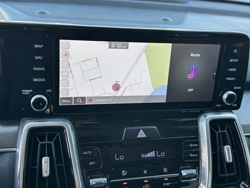 Certified 2022 Kia Sorento SX FWD image 29