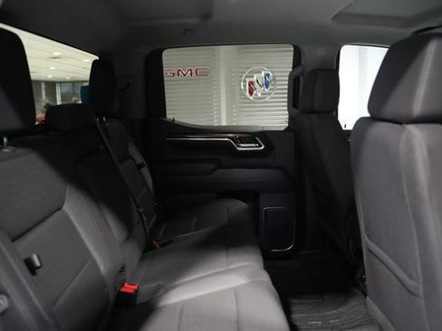 Used 2024 GMC Sierra 1500 Elevation image 16