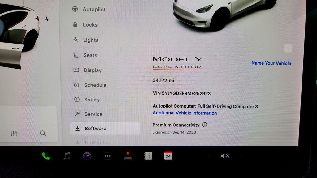 Used 2021 Tesla Model Y Performance AWD/4WD image 12
