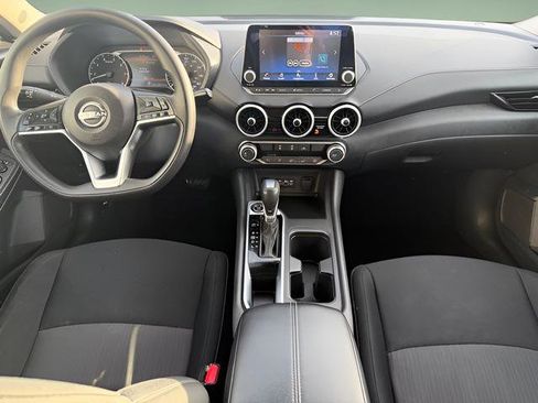 Used 2024 Nissan Sentra SV image 11