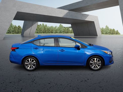 Certified 2023 Nissan Versa SV image 7