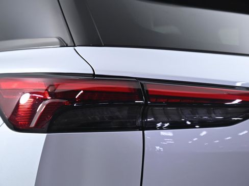 Used 2026 INFINITI QX60 Sport w/ Dark Cargo Package image 6