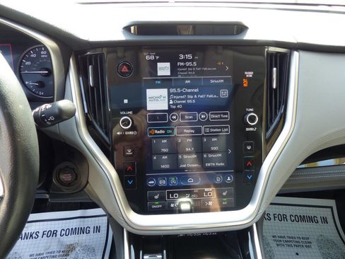 Used 2023 Subaru Outback Limited image 19