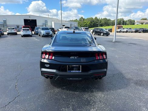 New 2026 Ford Mustang GT RWD image 4