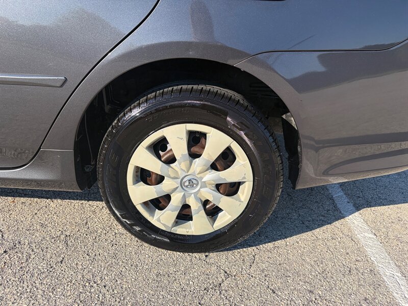 Used 2010 Toyota Corolla LE w/ All Weather Guard Pkg FWD image 28