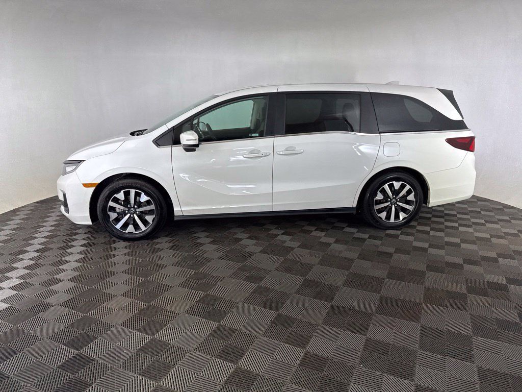 Used 2025 Honda Odyssey EX-L image 9