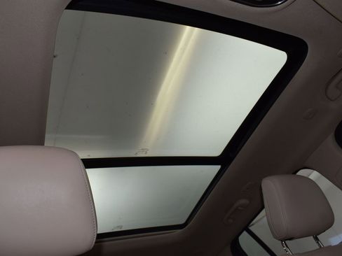 Used 2022 Jeep Grand Cherokee Limited image 26