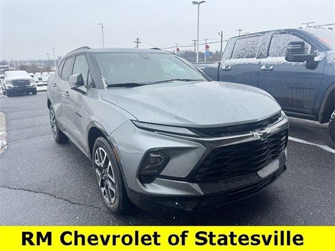 Certified 2024 Chevrolet Blazer RS w/ LPO, Floor Liner Package image 2