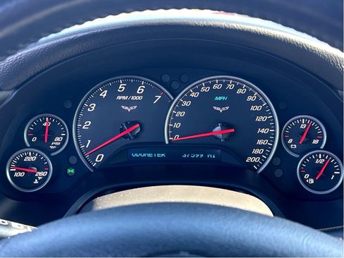 Used 2012 Chevrolet Corvette Grand Sport w/ 3LT Preferred Equipment Group image 17