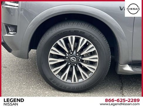 Used 2022 Nissan Armada SL w/ Midnight Edition Package image 12
