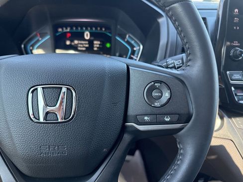 Used 2024 Honda Odyssey EX-L image 24