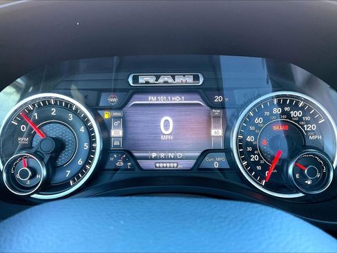 Used 2019 RAM 1500 Laramie image 22