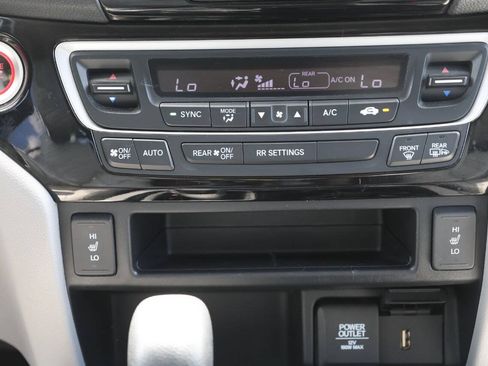 Used 2017 Honda Ridgeline RTL-E image 21