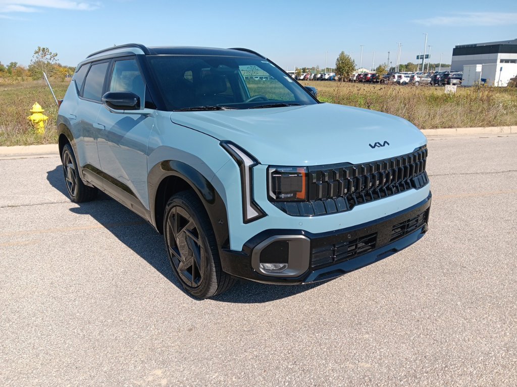 Used 2027 Kia Seltos X-Line SX AWD/4WD image 2