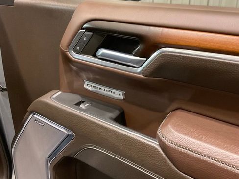 Used 2024 GMC Sierra 1500 Denali image 18