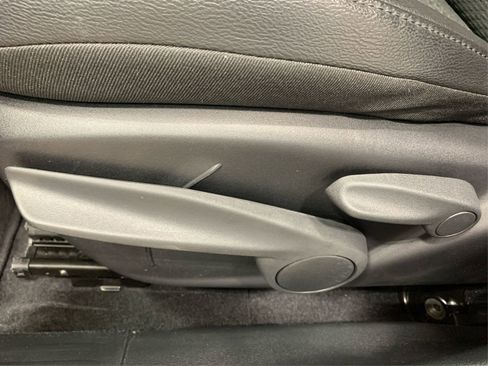 Used 2025 Jeep Compass Latitude w/ Altitude Special Edition image 30