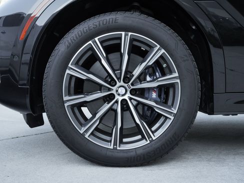 Used 2023 BMW X6 M50i w/ Climate Comfort Package AWD/4WD image 14