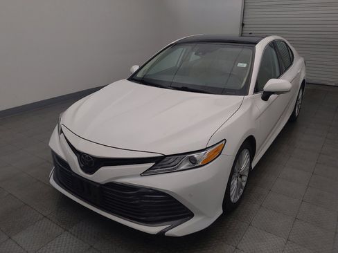 Used 2019 Toyota Camry XLE w/ Driver Assist Package FWD image 15