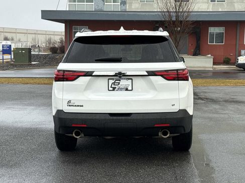 Used 2023 Chevrolet Traverse LT image 25