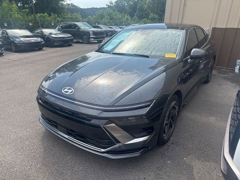 Used 2024 Hyundai Sonata SEL w/ Convenience Package FWD image 1