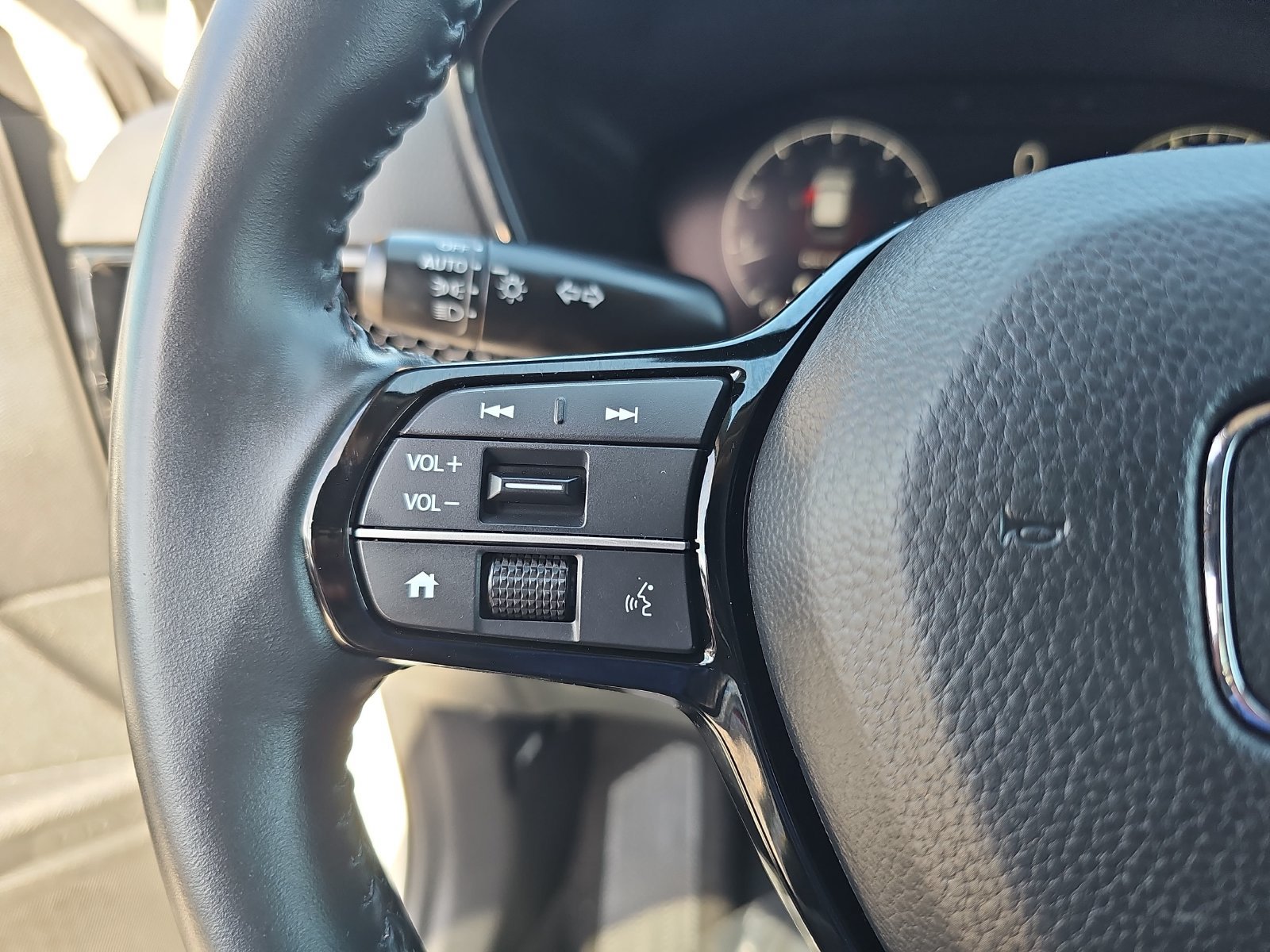 Used 2024 Honda CR-V EX-L image 17