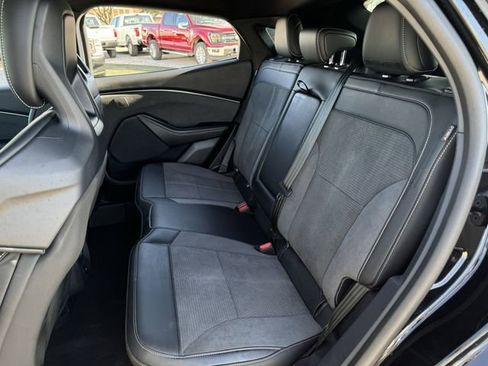 Certified 2025 Ford Mustang Mach-E GT image 28