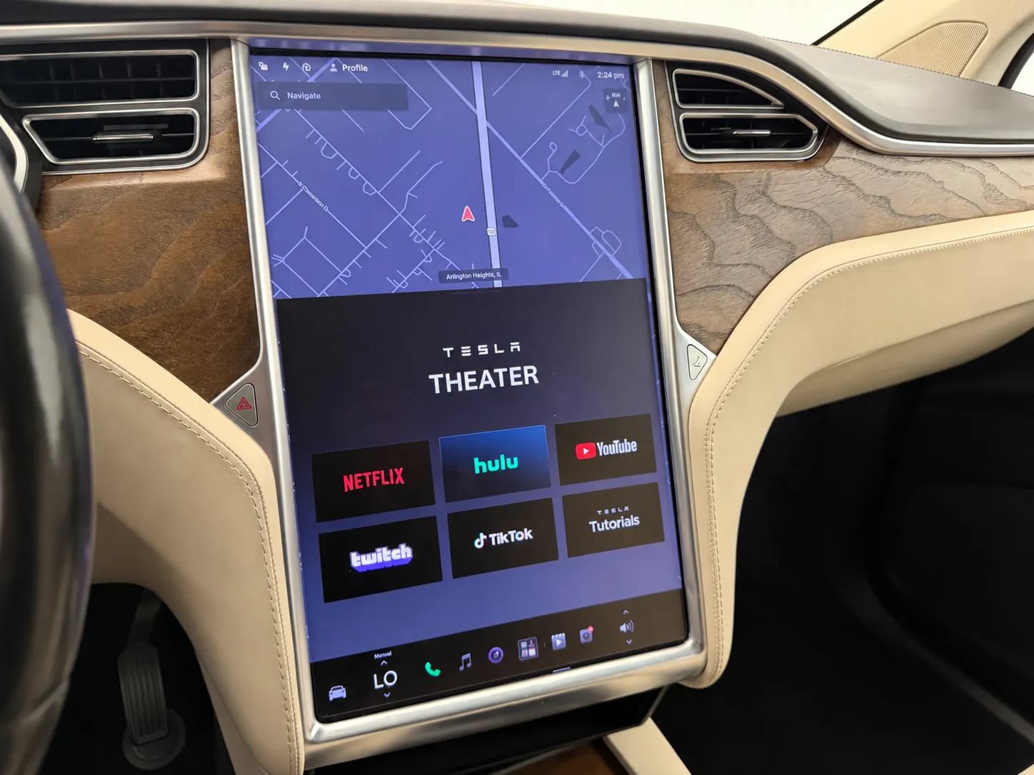 Used 2018 Tesla Model X 75D AWD/4WD image 21