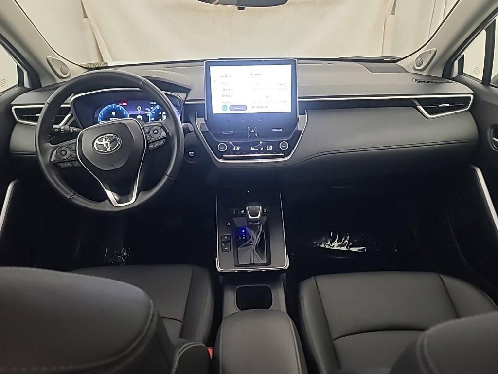 Used 2026 Toyota Corolla Cross XLE w/ Convenience Package AWD/4WD image 22