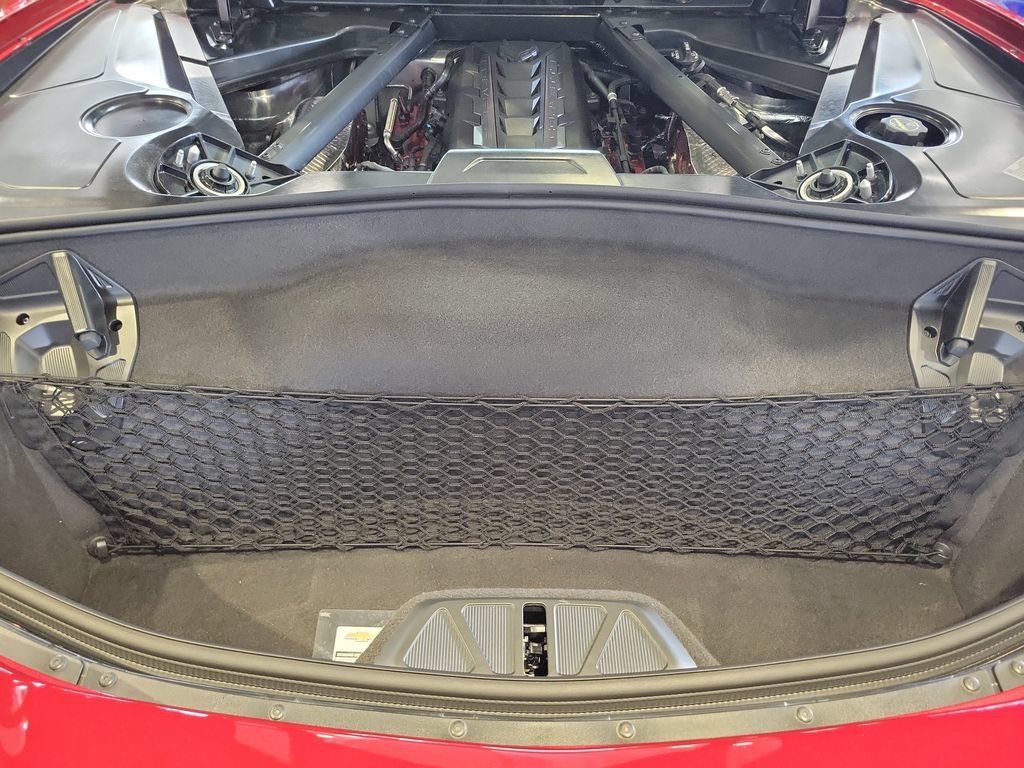 Used 2025 Chevrolet Corvette Stingray Premium Cpe w/ Z51 Performance Package RWD image 29