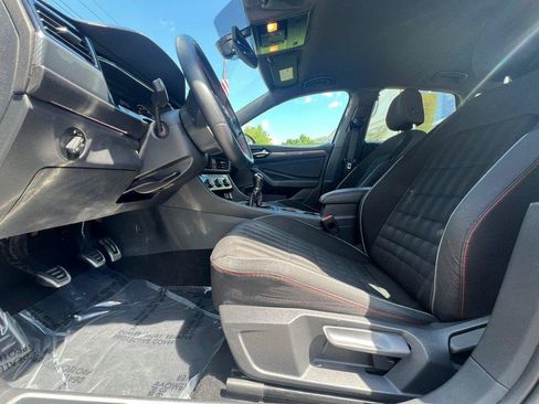 Used 2019 Volkswagen Jetta GLI FWD image 9