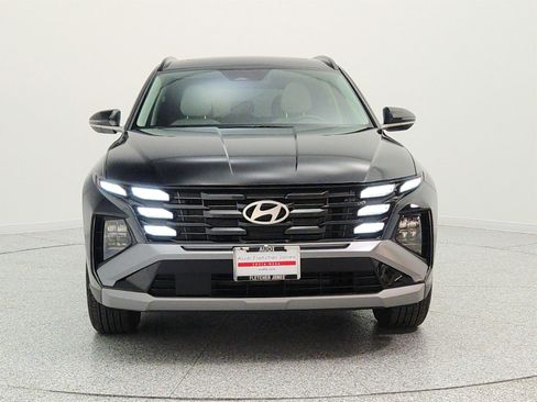 Used 2025 Hyundai Tucson SEL FWD image 2