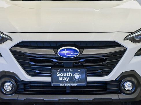 Used 2023 Subaru Outback Premium image 7