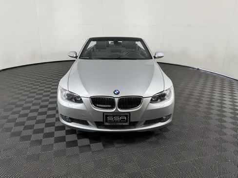 Used 2008 BMW 335i Convertible w/ Premium Pkg image 2