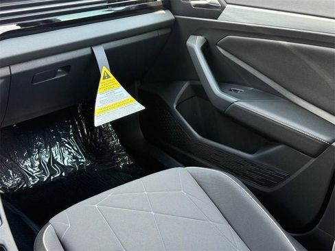 New 2025 Volkswagen Jetta Sport image 10