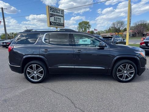 Used 2017 GMC Acadia Denali w/ Technology Package AWD/4WD image 3