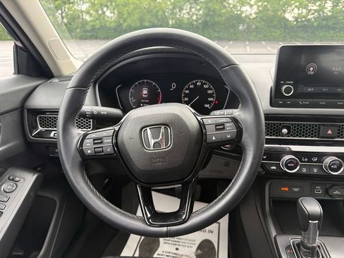 Used 2023 Honda Civic EX image 13