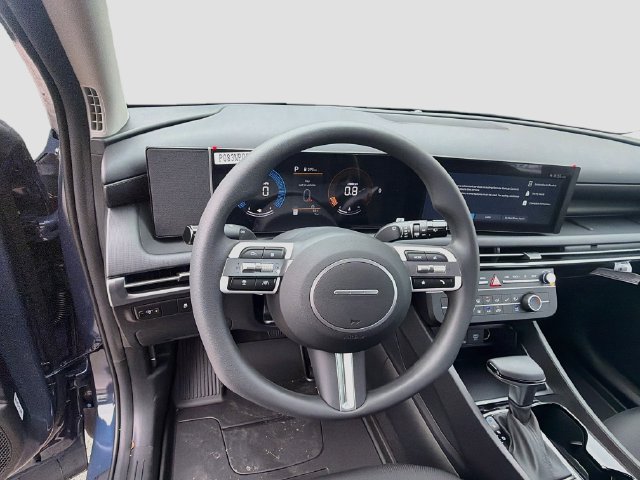 New 2026 Hyundai Tucson SE FWD image 11