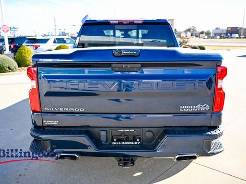 Used 2021 Chevrolet Silverado 1500 High Country w/ Technology Package image 6