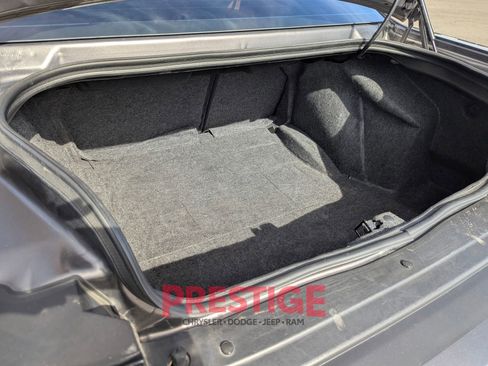 Used 2022 Dodge Challenger GT image 9