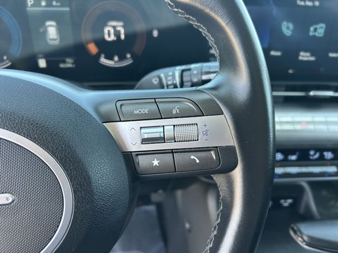 Used 2025 Hyundai Kona SEL FWD image 28
