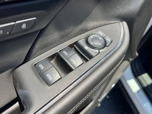 Used 2024 Buick Envision Preferred AWD/4WD image 28