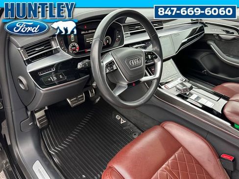 Used 2021 Audi S8 L image 24